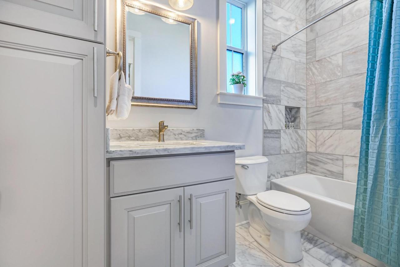 Hosteeva Chic Urban Retreat W Pool Steps To St Charles Ave And Near Bourbon St Διαμέρισμα Νέα Ορλεάνη Εξωτερικό φωτογραφία