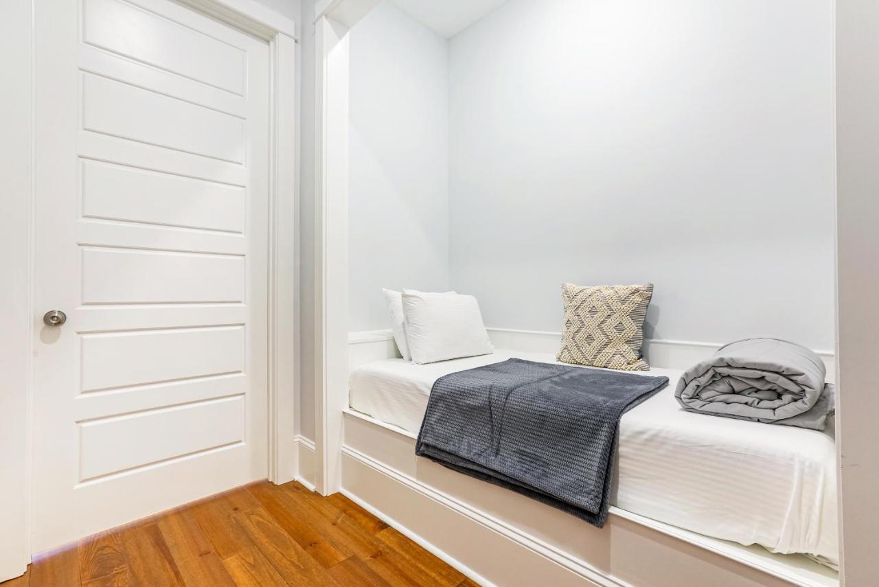 Hosteeva Chic Urban Retreat W Pool Steps To St Charles Ave And Near Bourbon St Διαμέρισμα Νέα Ορλεάνη Εξωτερικό φωτογραφία